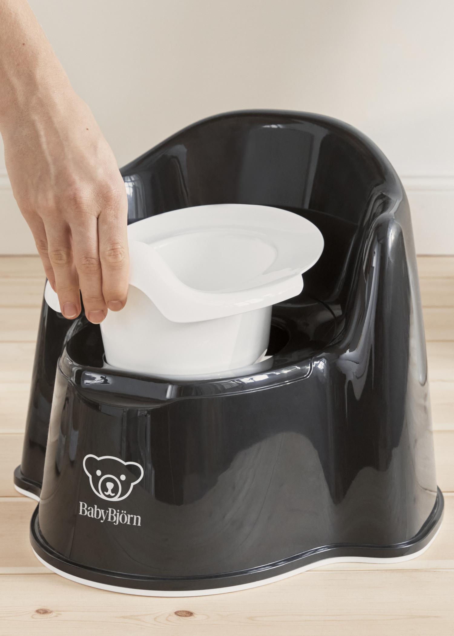 Potty Chair in black and white BPA-free plastic - BabyBjörn