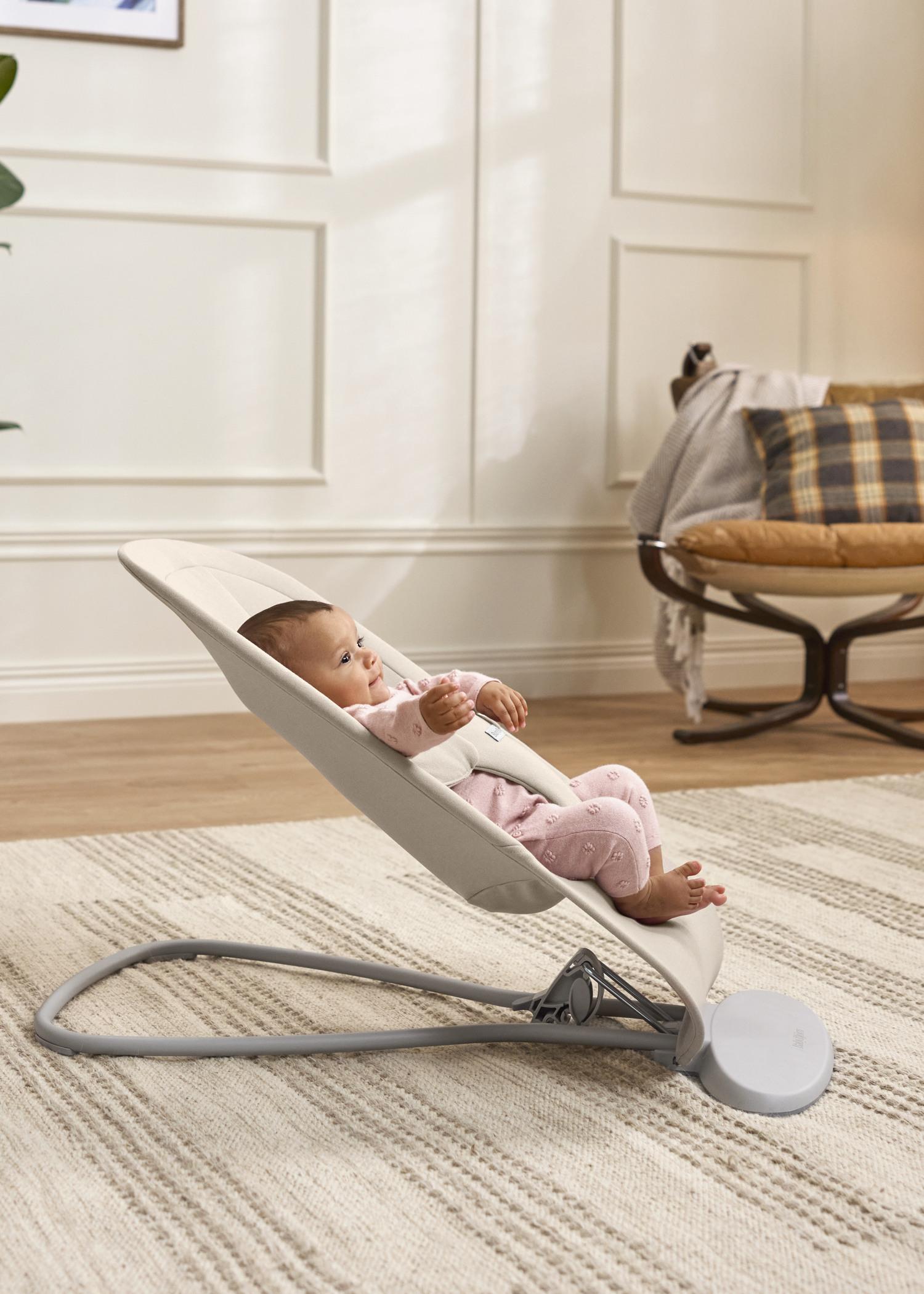 Bouncer Begin in sand grey brushed woven - BabyBjörn