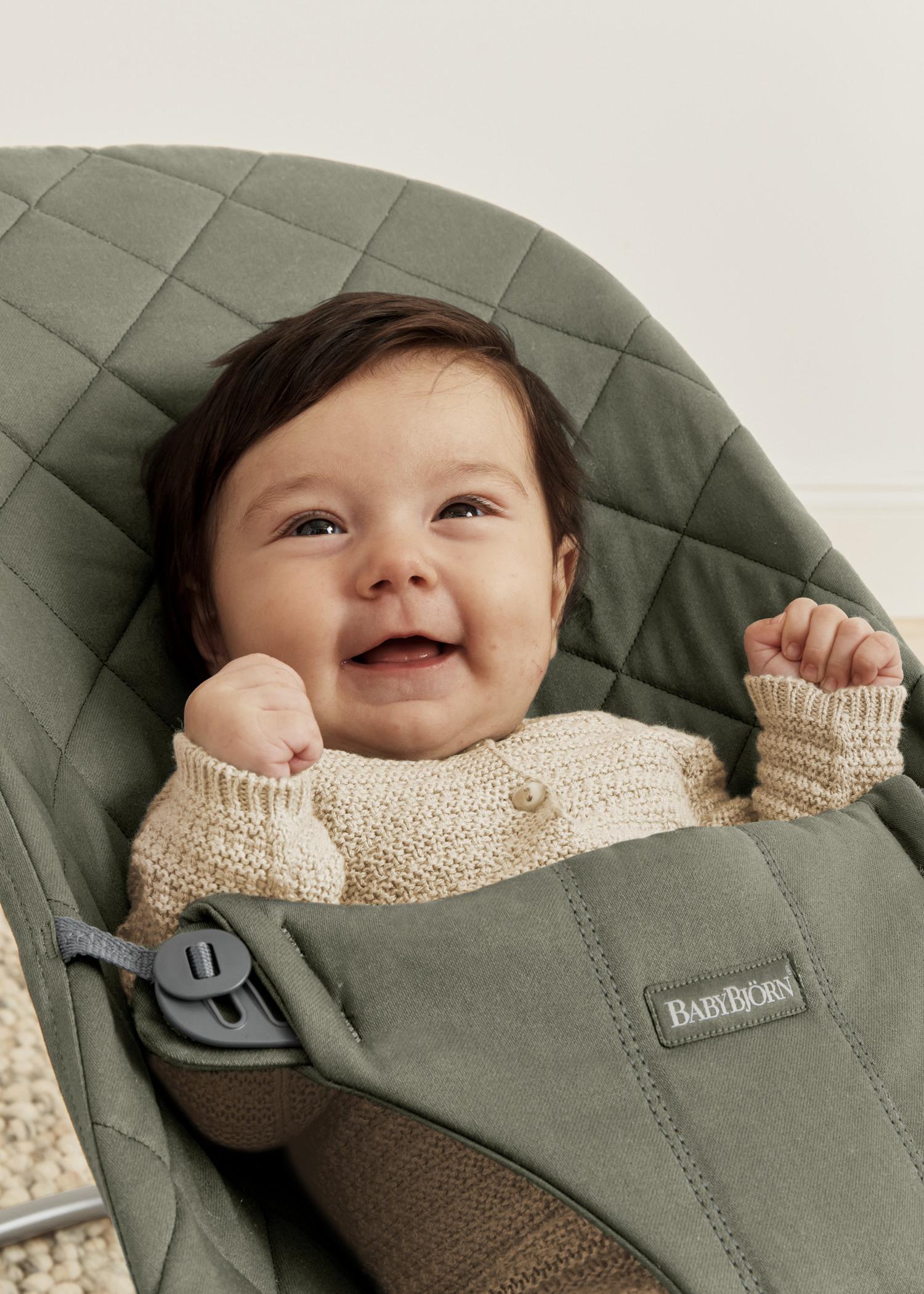 BabyBjörn Bouncer Bliss Dark Green Woven Classic Quilt