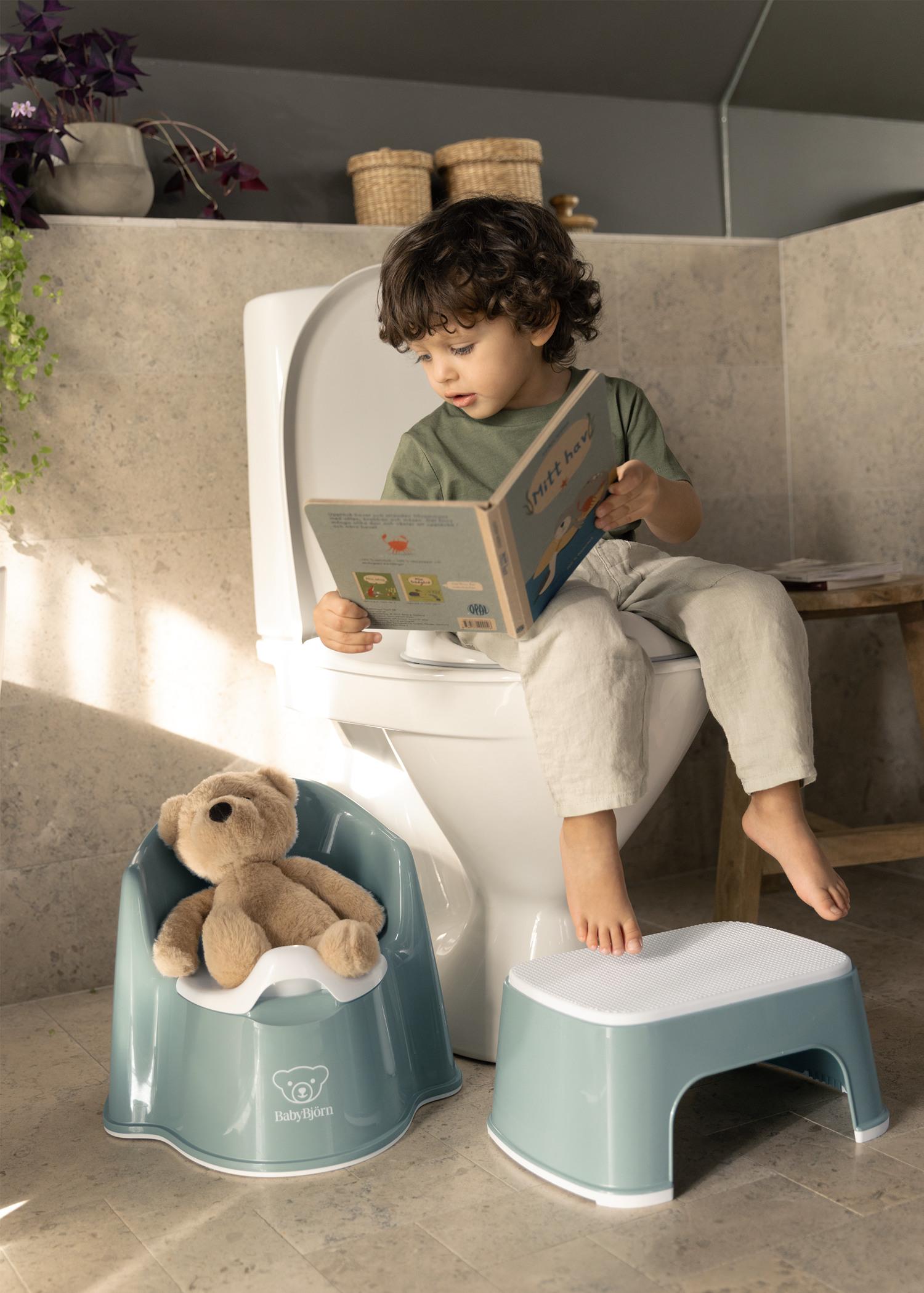 Potty training kit in Deep green and white - BabyBjörn