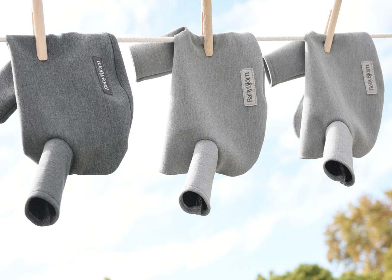 Baby bibs for baby carriers from BabyBjörn