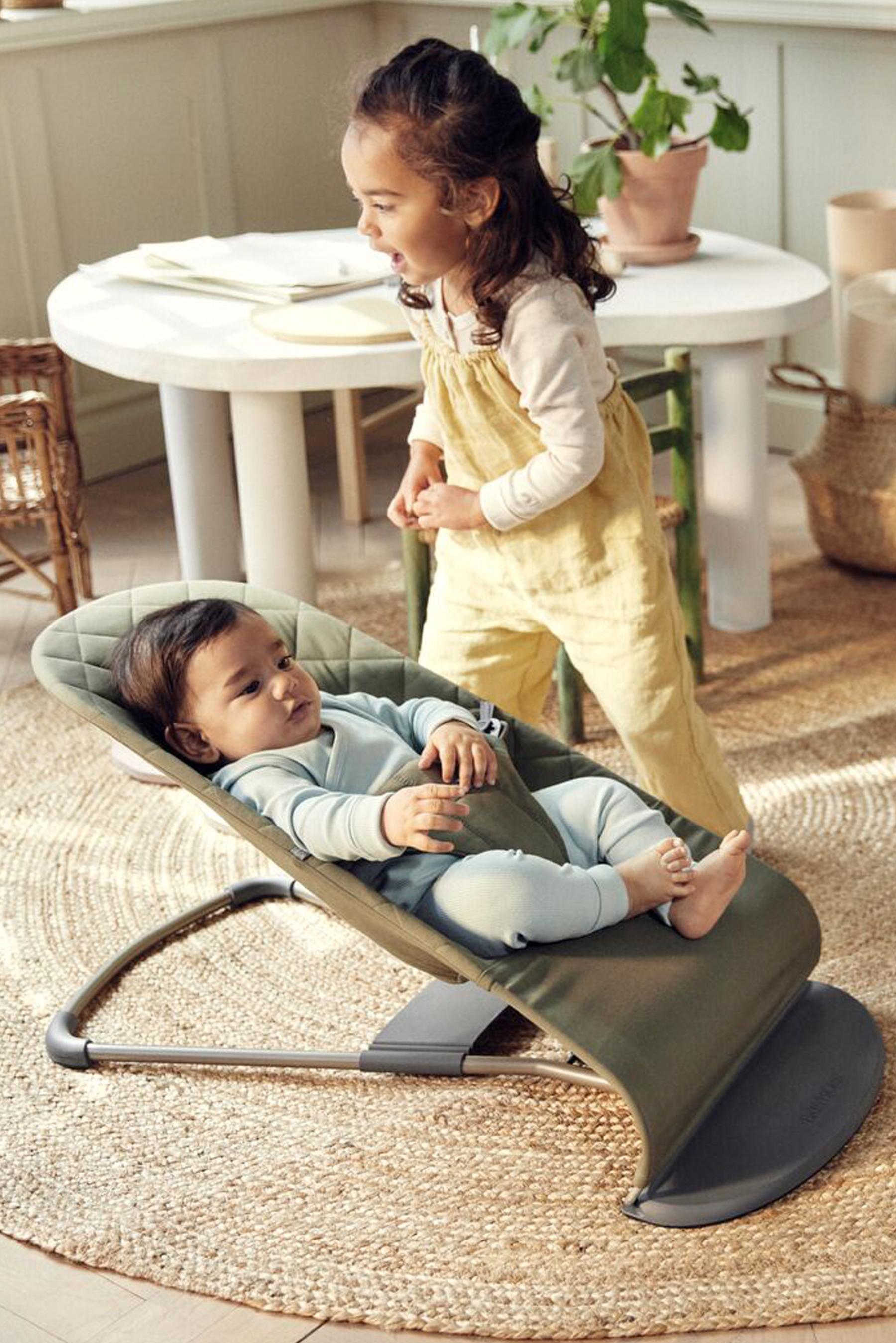 BabyBjörn Bouncer Bliss Dark Green Woven Classic Quilt