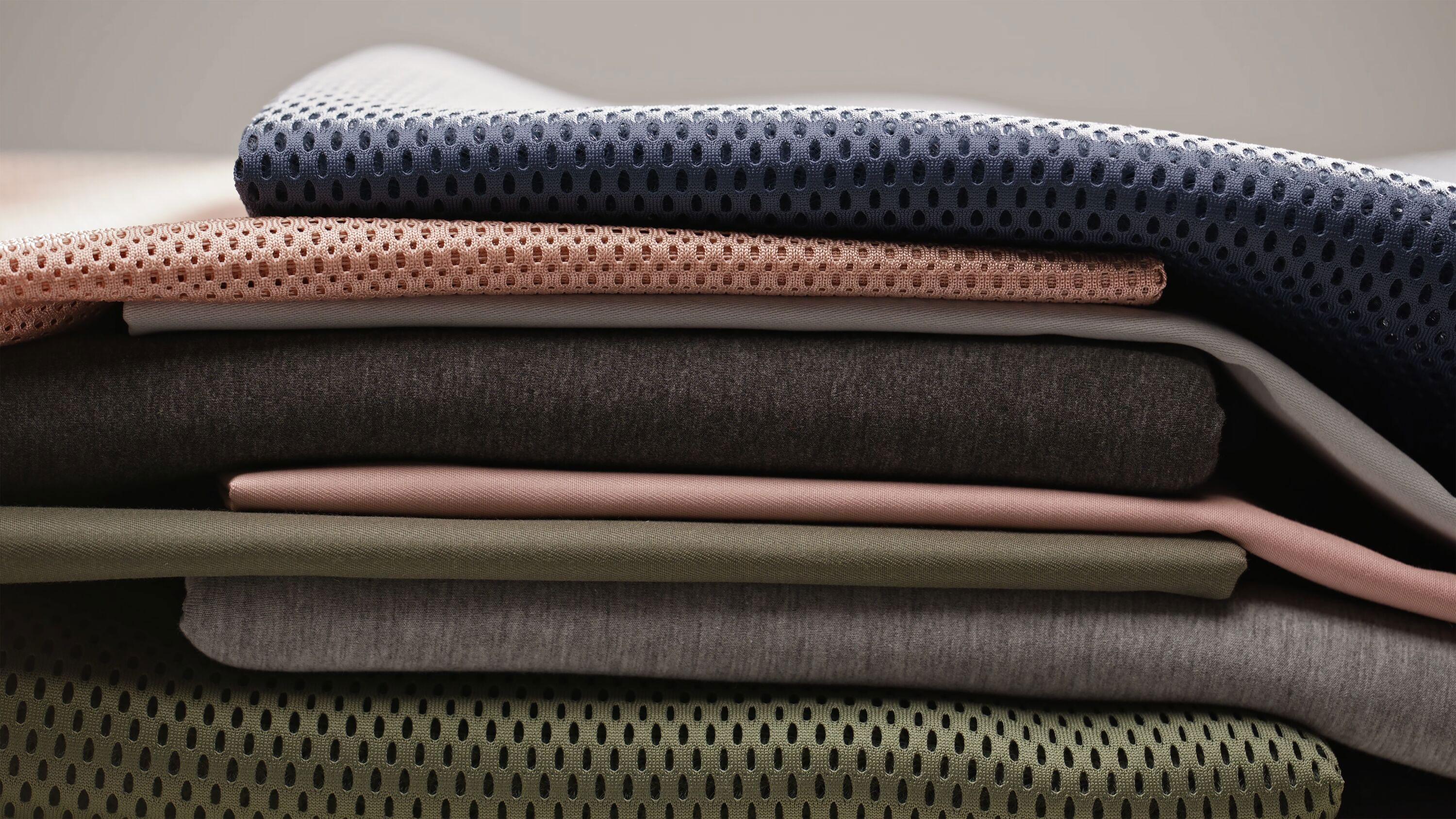 Which fabric is best for your baby? - BabyBjörn